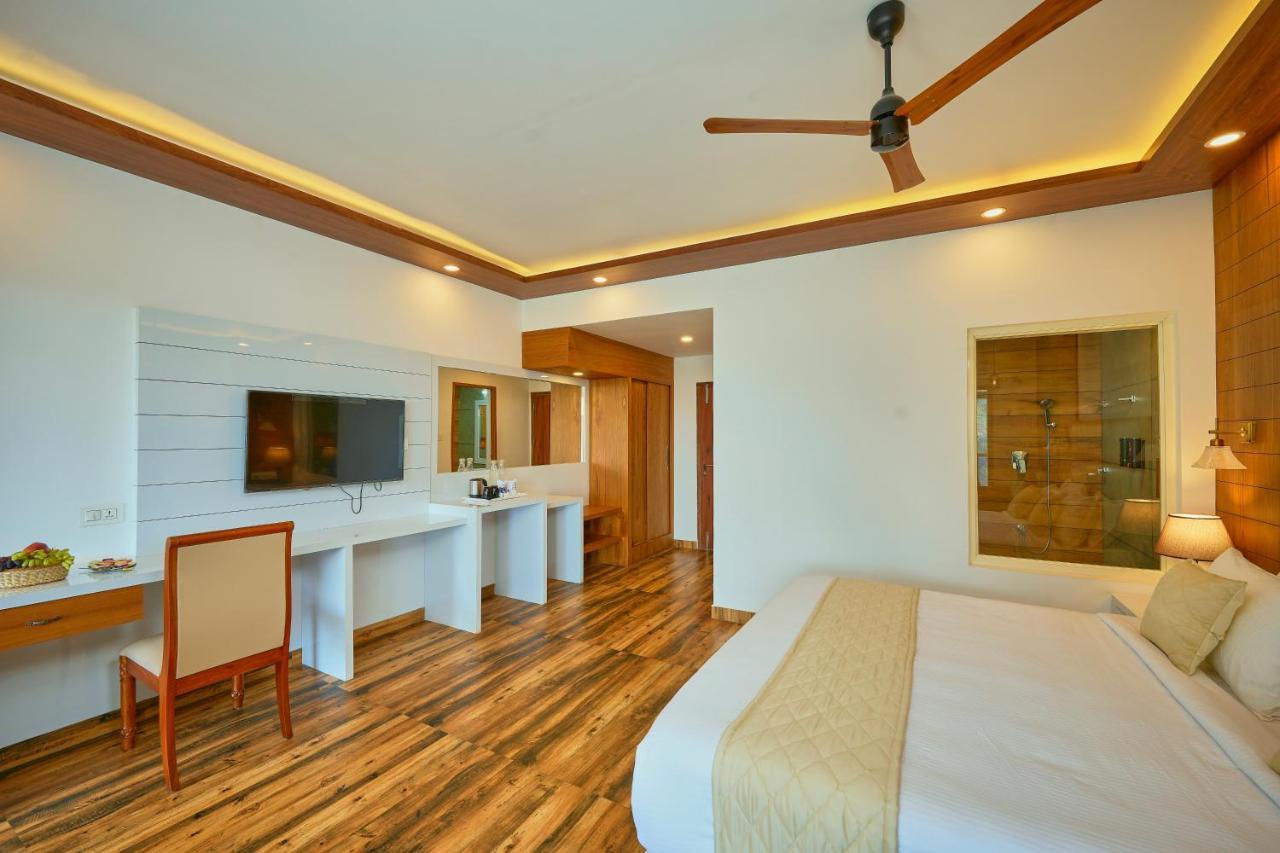 The Planet Munnar Hotel Suryanelli ภายนอก รูปภาพ