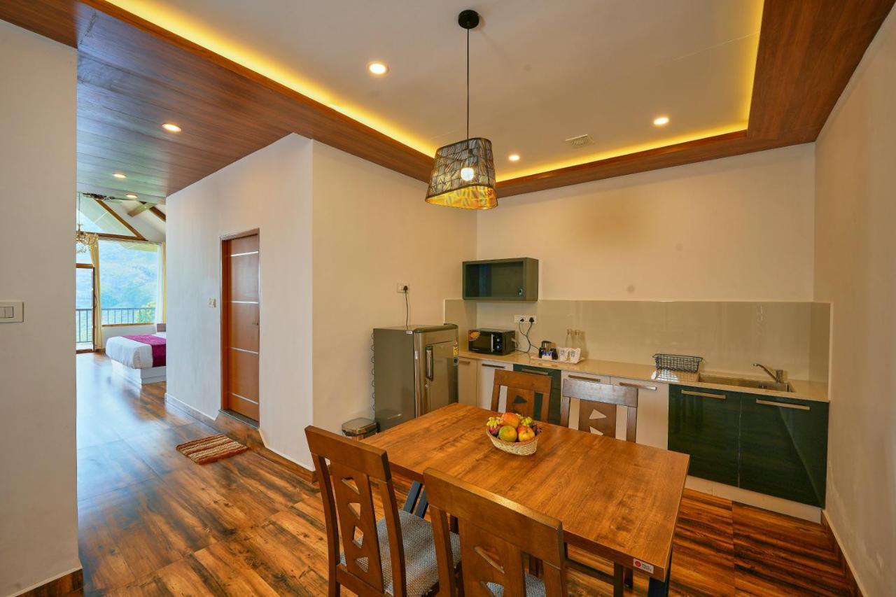 The Planet Munnar Hotel Suryanelli ภายนอก รูปภาพ