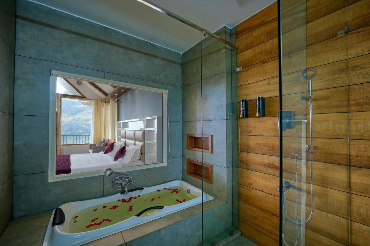 The Planet Munnar Hotel Suryanelli ภายนอก รูปภาพ