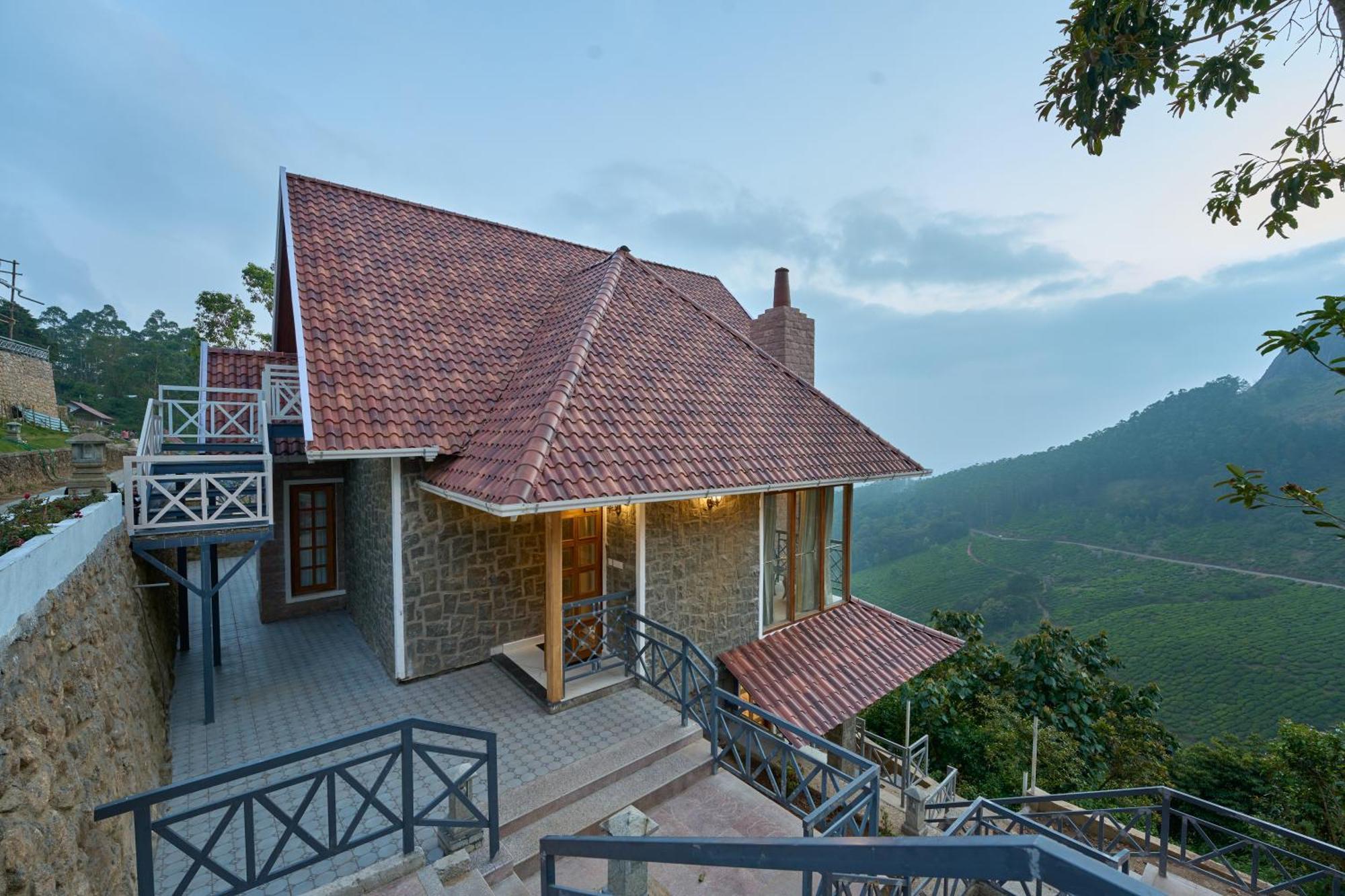 The Planet Munnar Hotel Suryanelli ภายนอก รูปภาพ