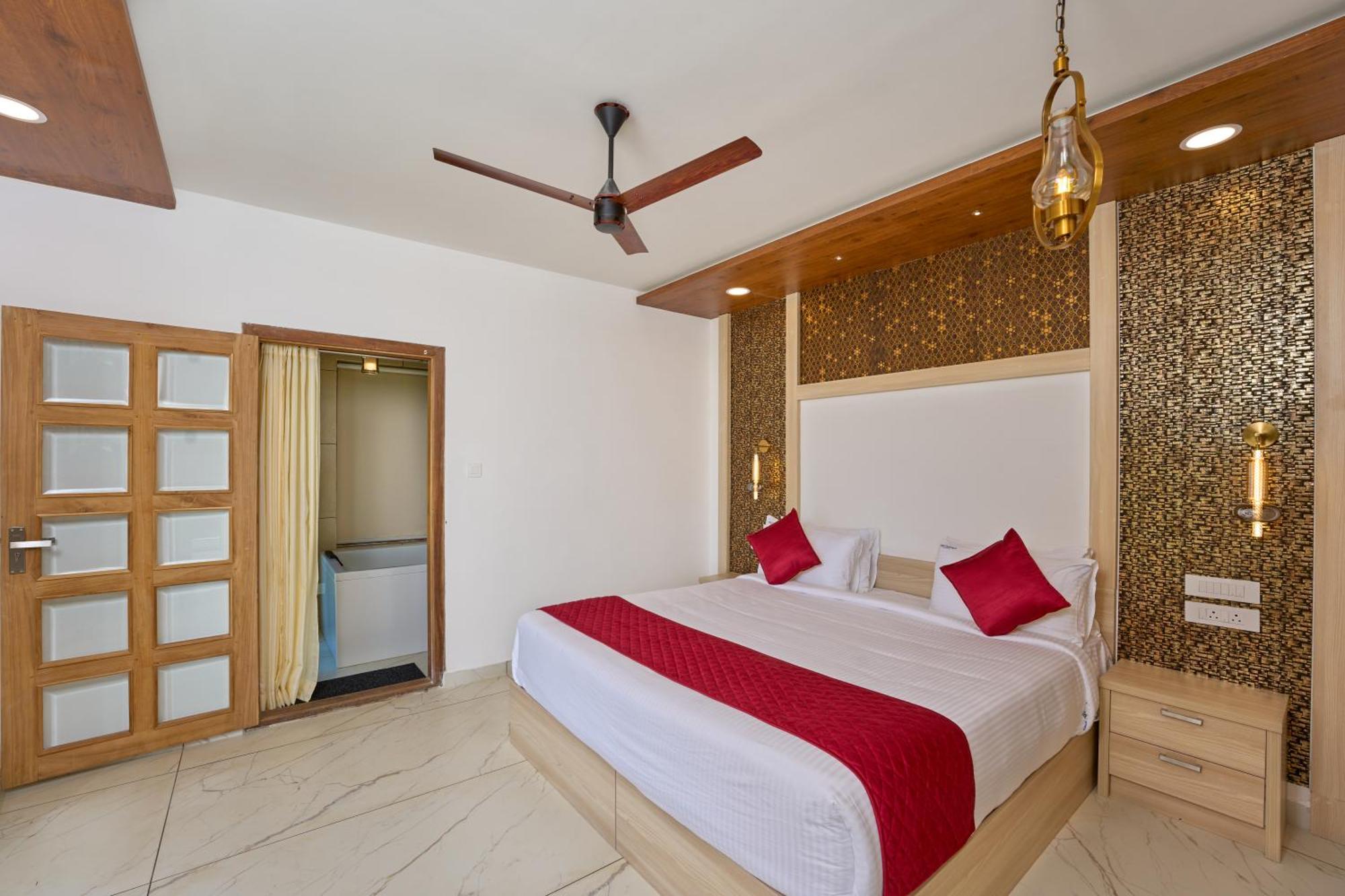 The Planet Munnar Hotel Suryanelli ภายนอก รูปภาพ