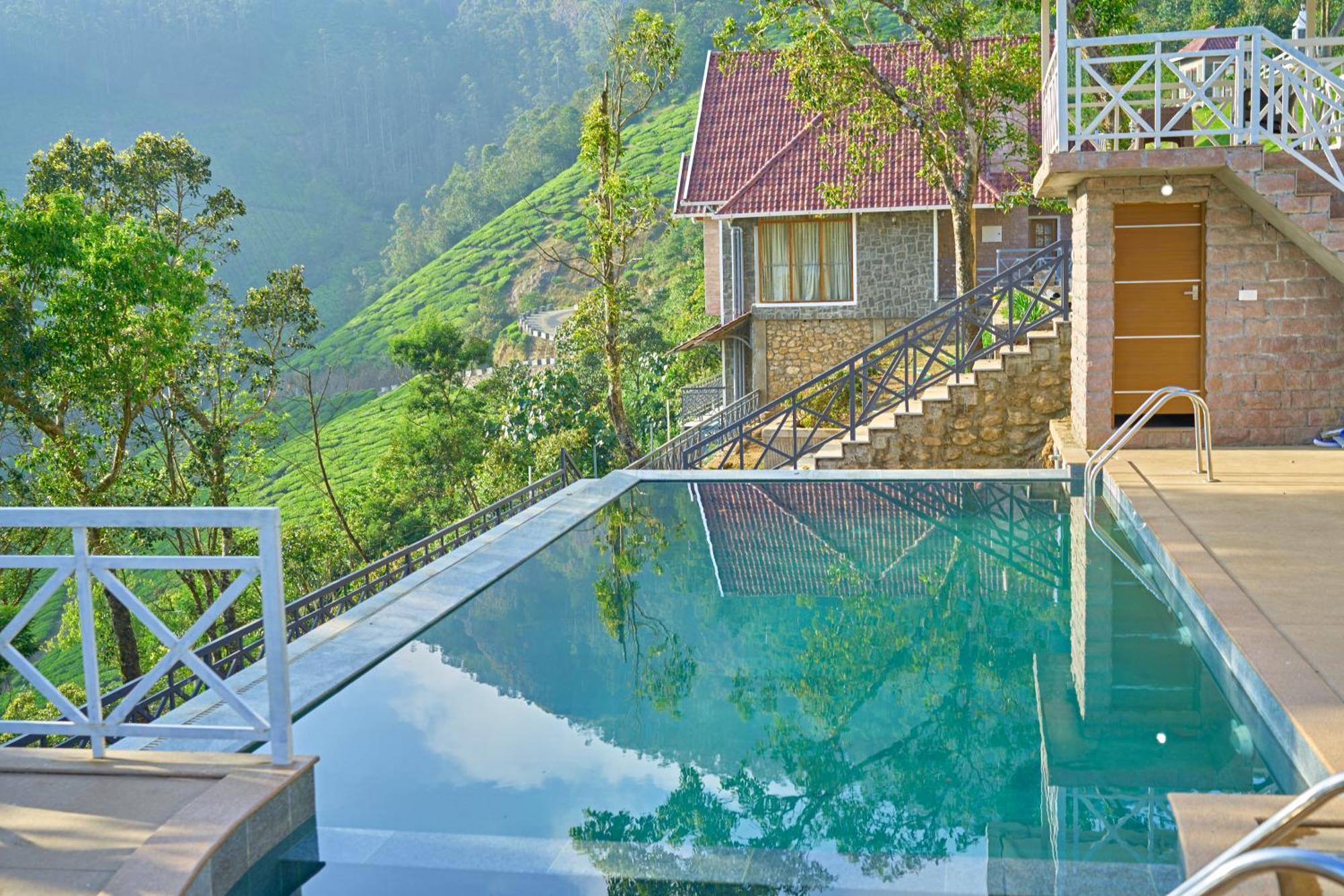 The Planet Munnar Hotel Suryanelli ภายนอก รูปภาพ
