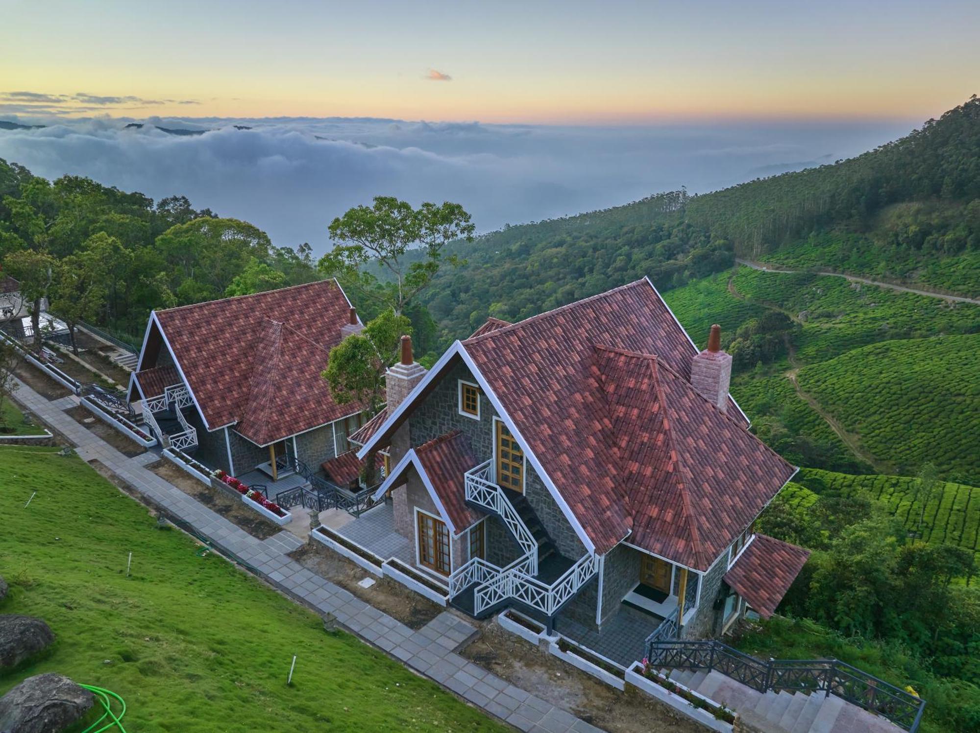 The Planet Munnar Hotel Suryanelli ภายนอก รูปภาพ