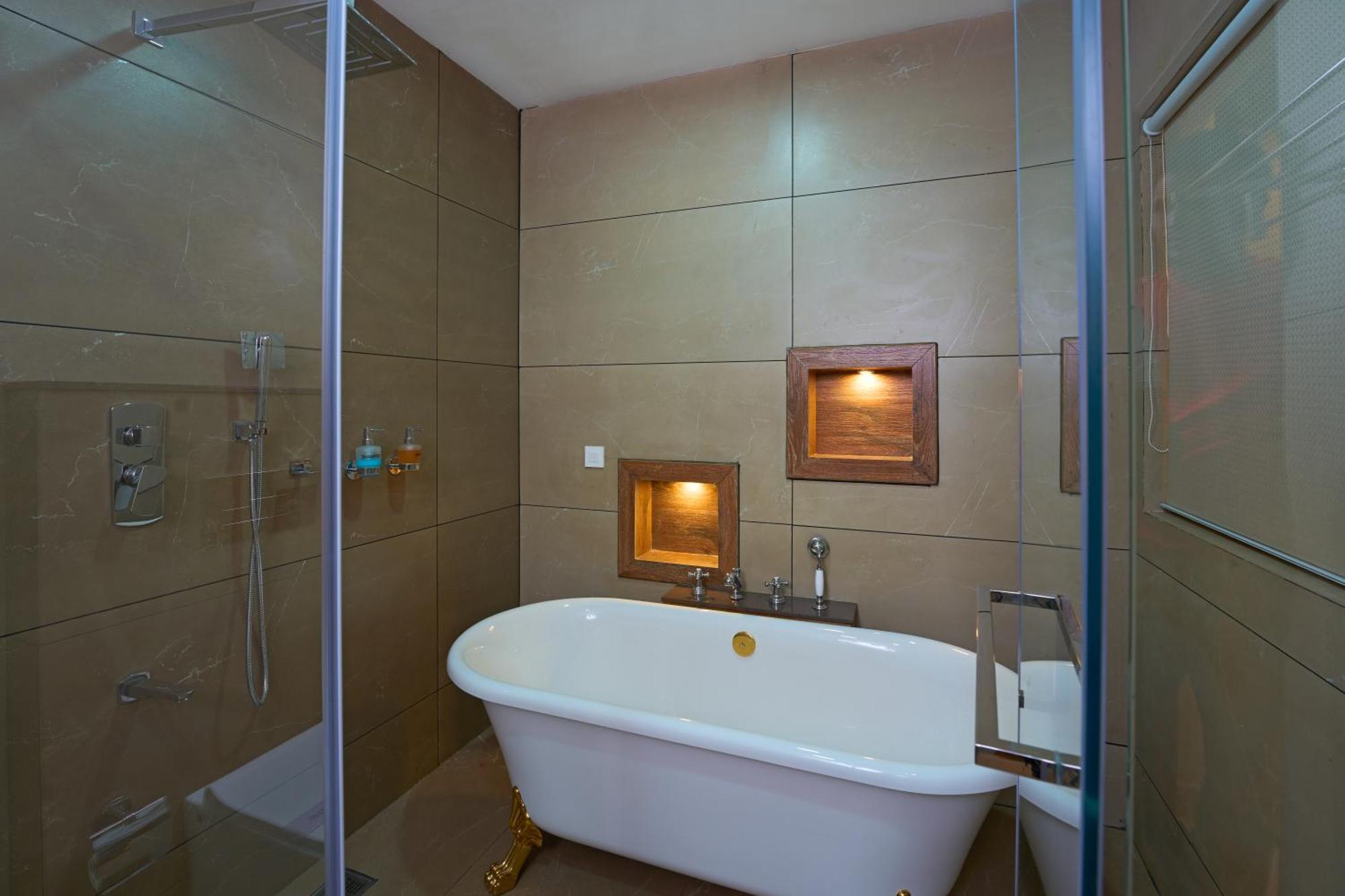 The Planet Munnar Hotel Suryanelli ภายนอก รูปภาพ