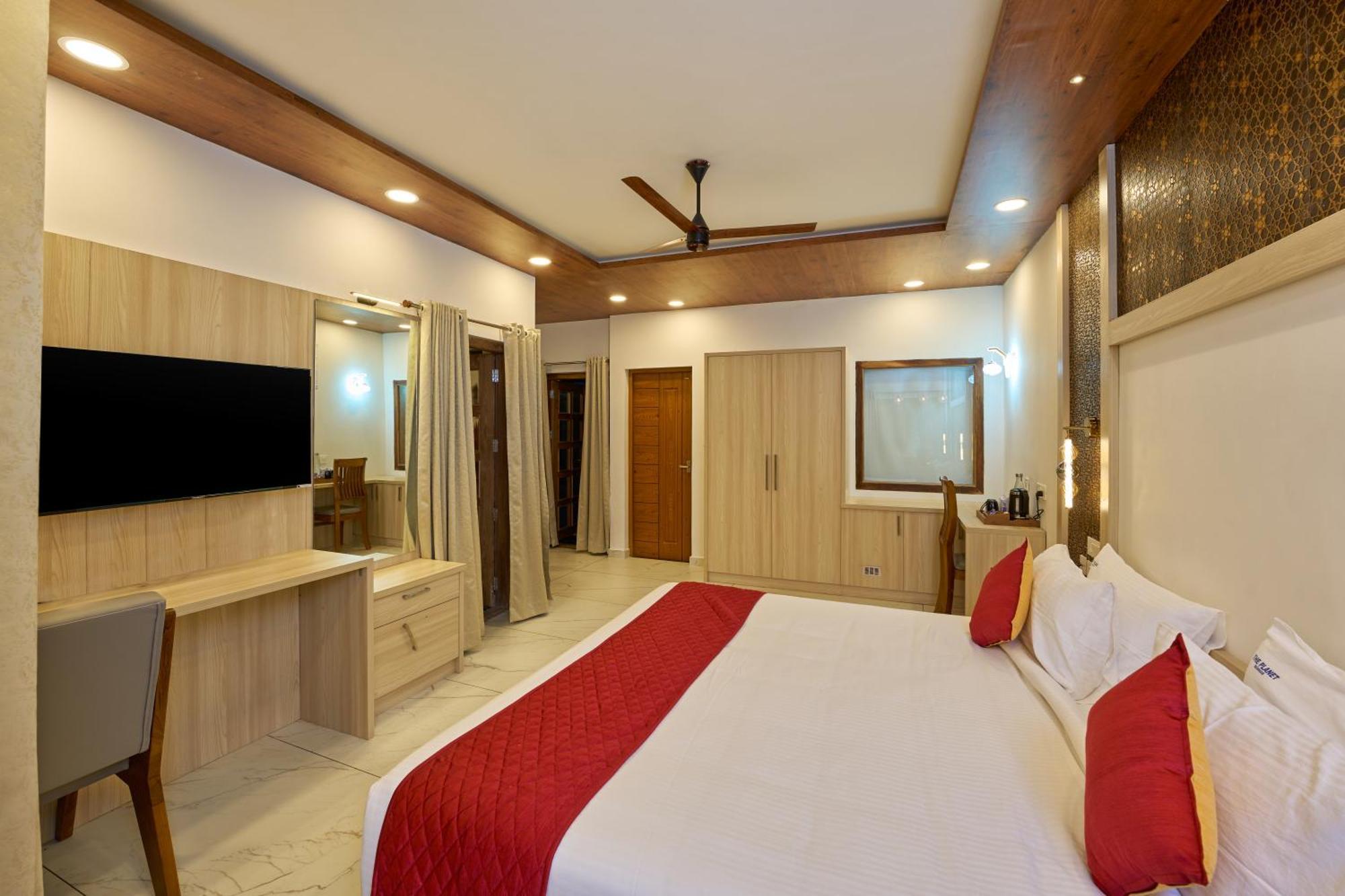 The Planet Munnar Hotel Suryanelli ภายนอก รูปภาพ